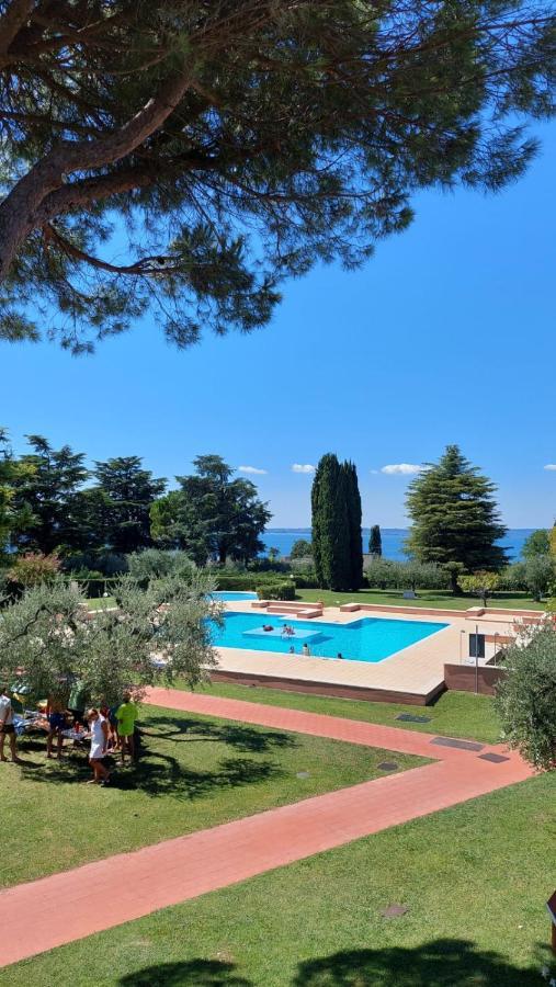 Apartments Blue View - Residence Casetto Bardolino - Regarda Travel Bagian luar foto