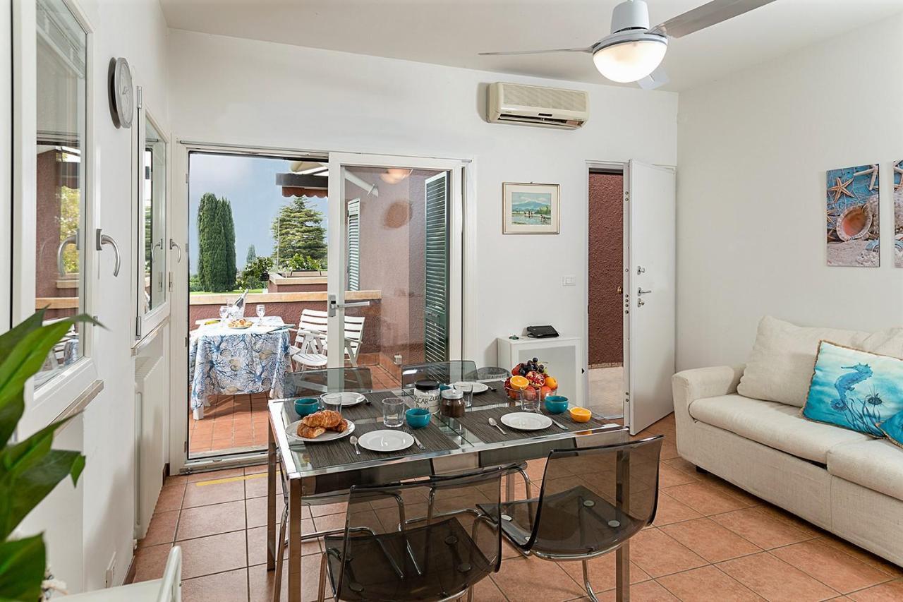 Apartments Blue View - Residence Casetto Bardolino - Regarda Travel Bagian luar foto
