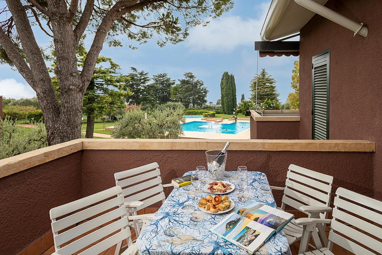 Apartments Blue View - Residence Casetto Bardolino - Regarda Travel Bagian luar foto
